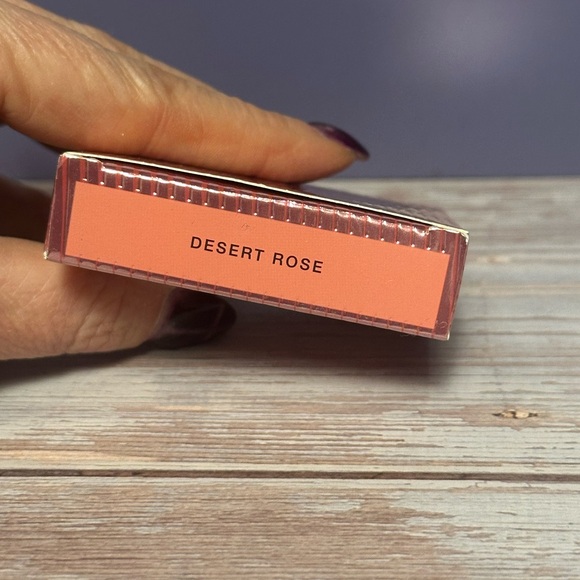 LAWLESS Make Me Blush Velvet Blush - Desert Rose - Picture 7 of 9